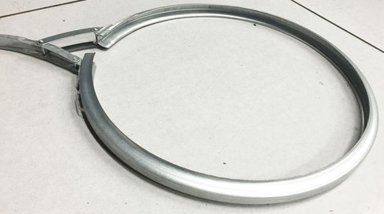 機械輪になるワイヤー円の形成をするバレルのたがの自動リング